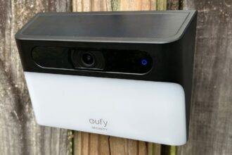 Eufy Solar Wall Light Cam S120