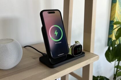 Nomad lanza Stand One Max con Qi2, cargador rápido para Apple Watch, diseño de metal y vidrio